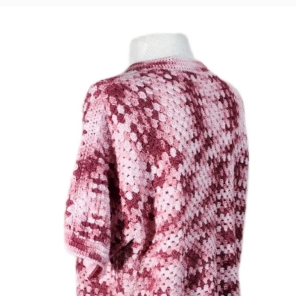 Hand Crafted Crocheted Pullover Pink Size L - Picture 7 of 12